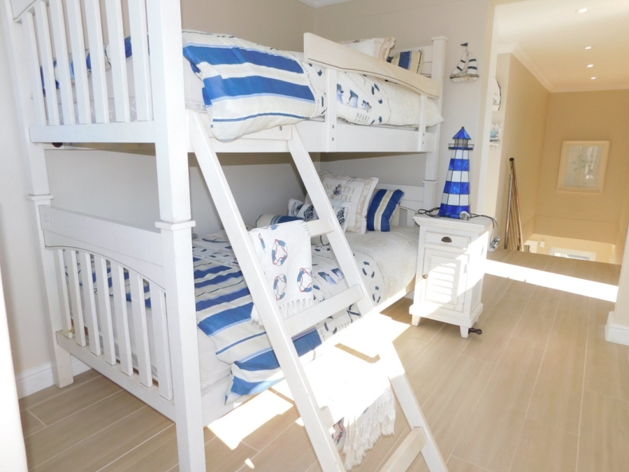 4 Bedroom Property for Sale in Harbour Island Western Cape